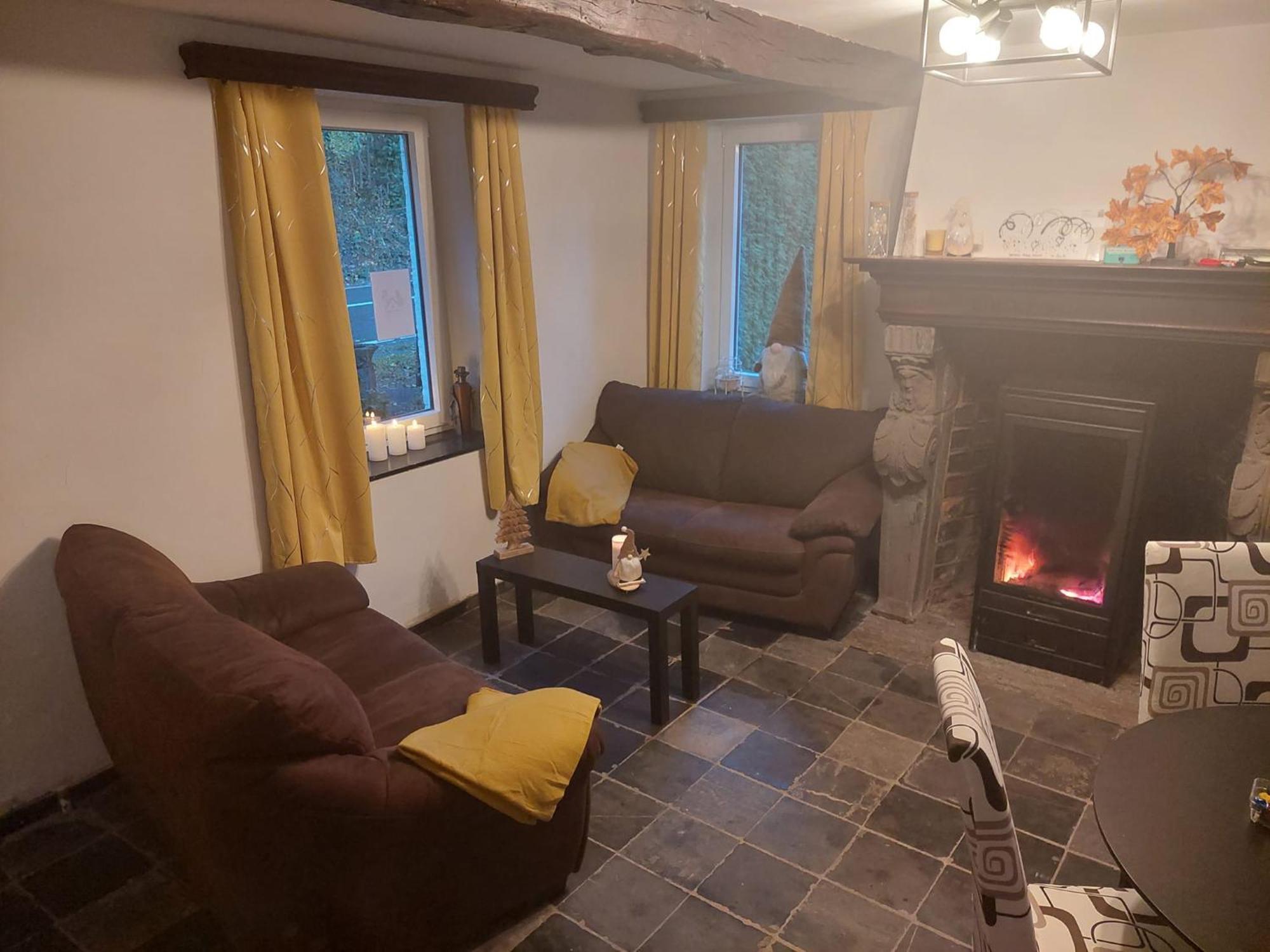 Au Doux Chardon Bed & Breakfast Durbuy Eksteriør bilde