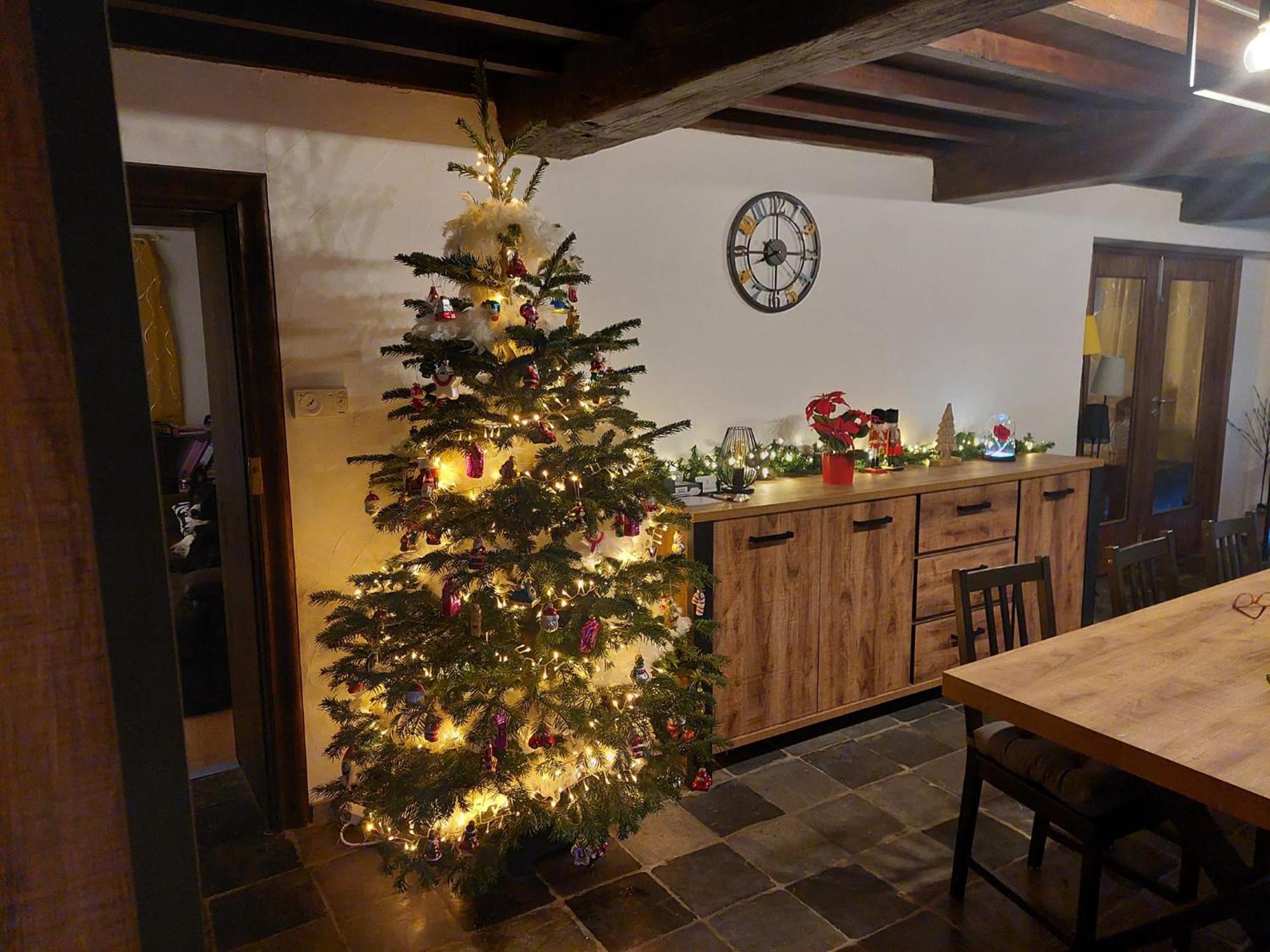 Au Doux Chardon Bed & Breakfast Durbuy Eksteriør bilde
