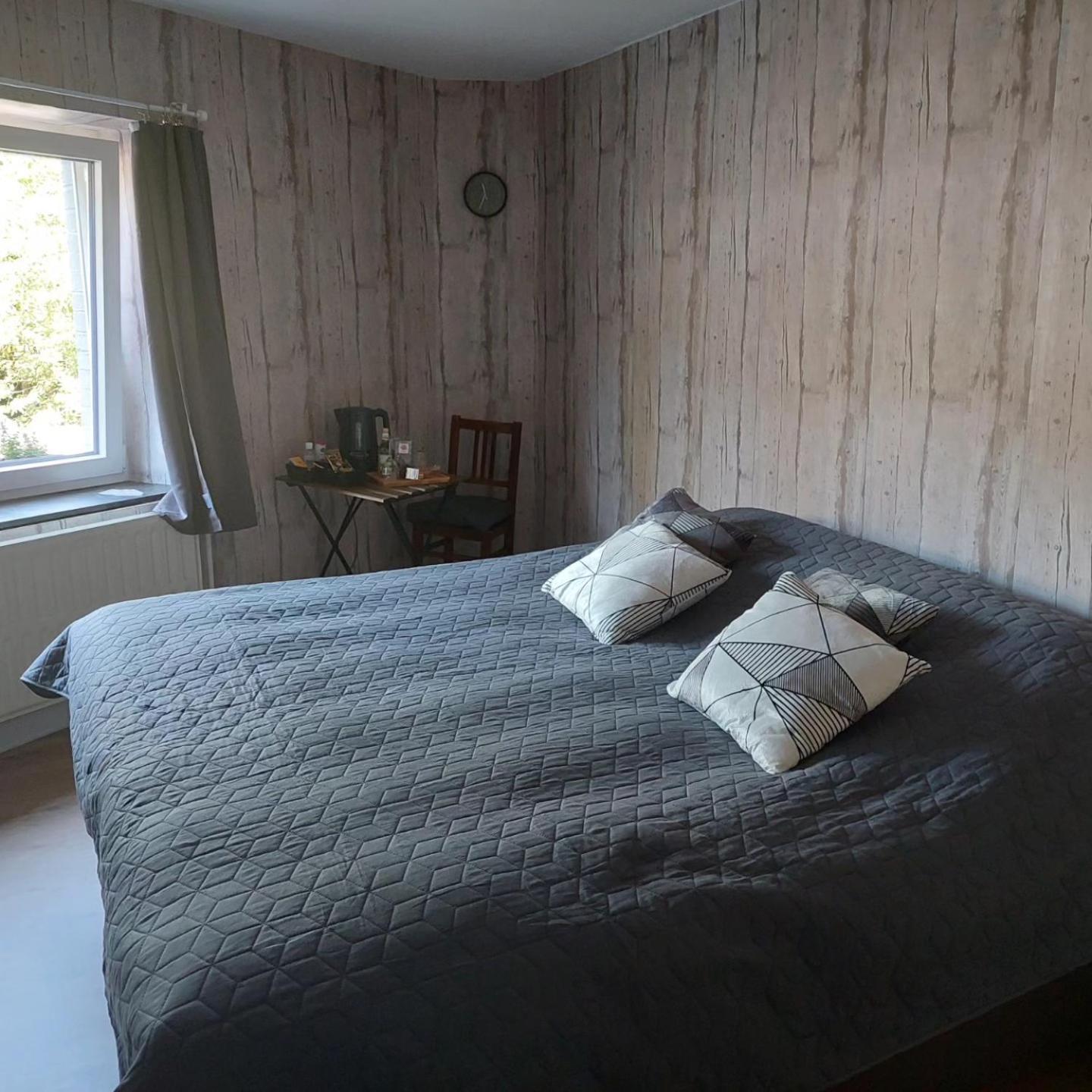 Au Doux Chardon Bed & Breakfast Durbuy Eksteriør bilde